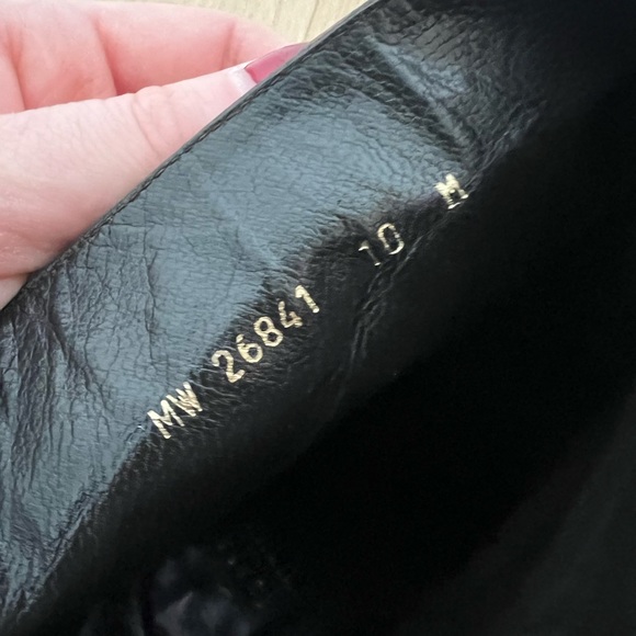 Stuart Weitzman brown boots size 10 excellent like-new condition. Alligator. - Picture 6 of 8